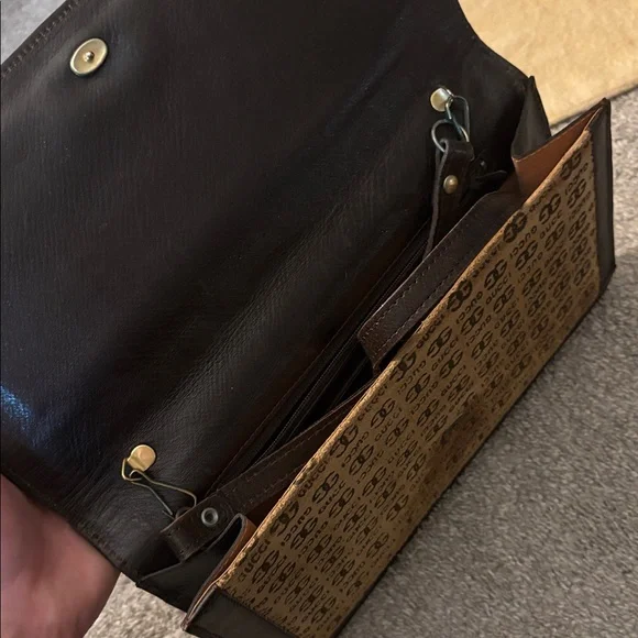 🐿️ Vintage 1980s Gucci GG Monogram Canvas Clutch Shoulder Bag Brown Leather Trim - Picture 5 of 15